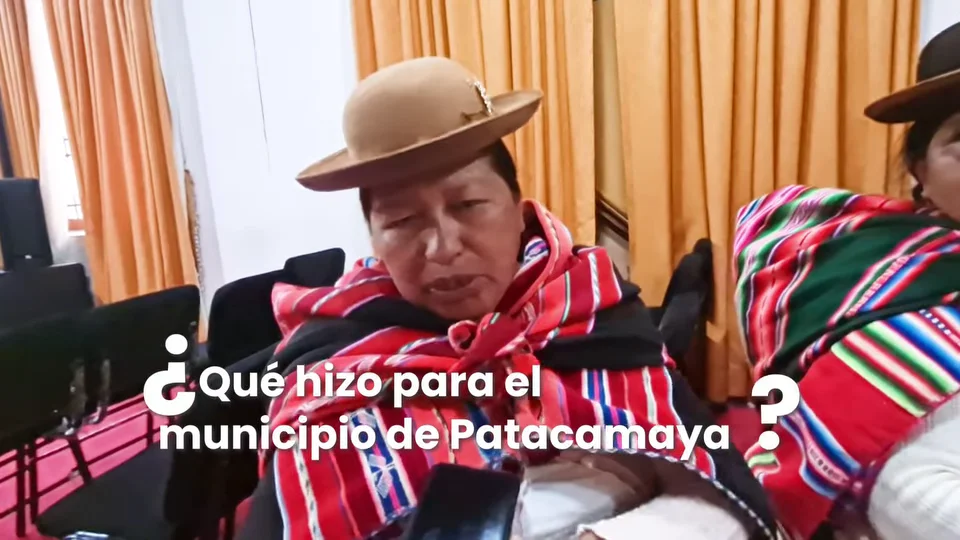 Construcción de la carretera Patacamaya